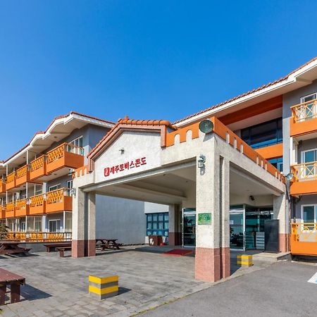 Jeju Tovice Condo Family Eksteriør bilde